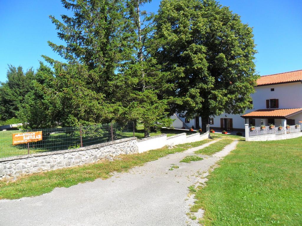 Apartmani Bartulasi Roč Habitación foto
