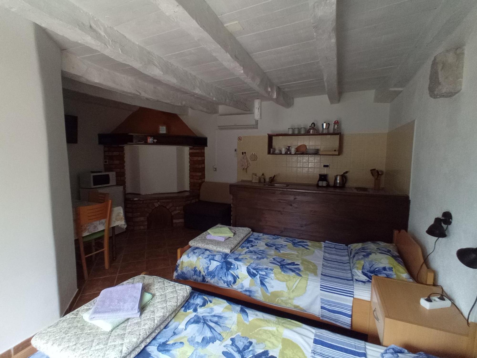 Apartmani Bartulasi Roč Exterior foto